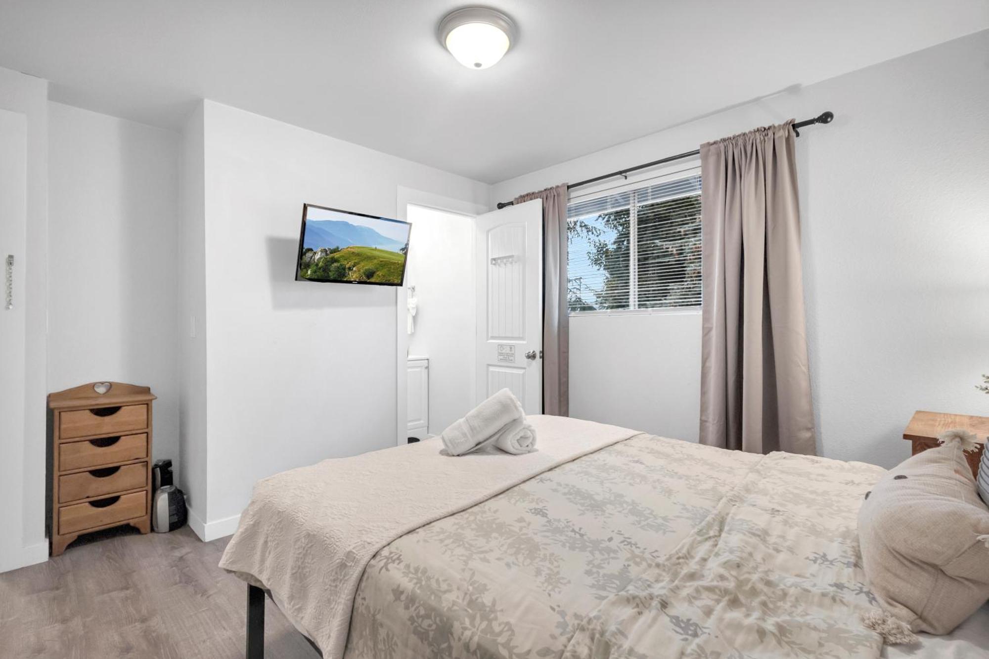 Rainier Guesthouse - Walk To Metro سياتل المظهر الخارجي الصورة